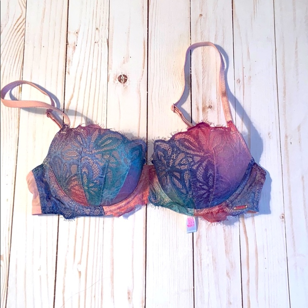 VS PINK Date Push Up Bra